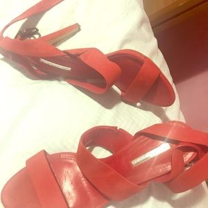 BCBG red Sandal